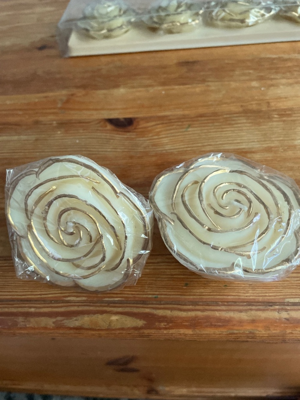 6 rose candles